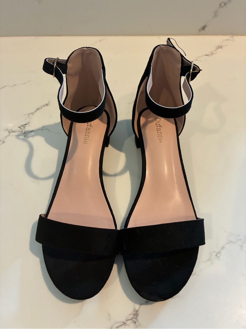 Big girls Black Ankle-Strap Block Heel Sandals size 6